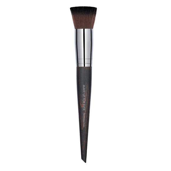 MAKE UP FOR EVER New Buffer Straight & Wavy Brush 154 - Picture 1 of 5
